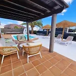 Costa Christina Con Piscina Climatiza Yaiza (Lanzarote)