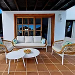 Costa Christina Con Piscina Climatiza Villa Yaiza (Lanzarote)