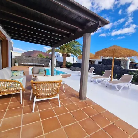 Costa Christina Con Piscina Climatiza Βίλα *